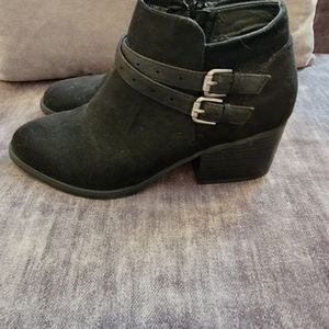 Black Sonoma booties. Sz 9 Brand new Never worn